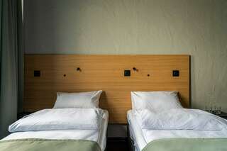 Гостиница Greenfeel Псков Стандартный двухместный номер с 1 кроватью-2